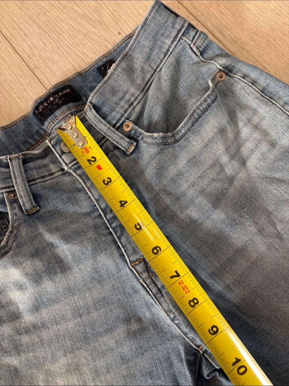 Lucky Brand Mid Rise Ava Skinny Ankle Jeans in Blue light wash size 4 / 27 A